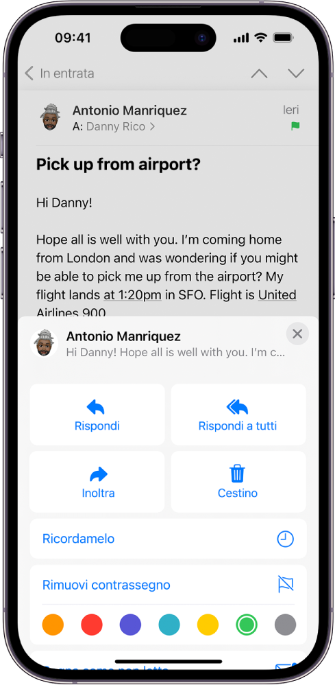 Un’email che mostra le opzioni di risposta nella metà inferiore dello schermo, tra cui il pulsante “Rimuovi contrassegno” e i colori per i contrassegni.