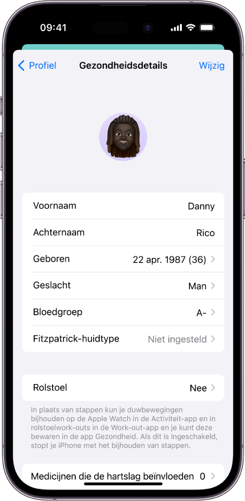 Het scherm 'Gezondheidsdetails', met velden voor naam, geboortedatum, bloedgroep en andere informatie.