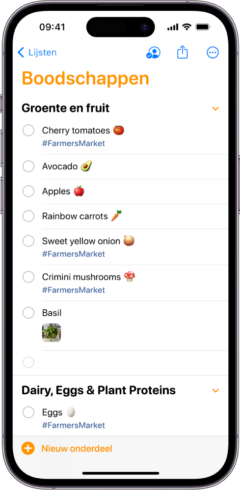 Een scherm met een boodschappenlijst in Herinneringen. Sommige onderdelen in de lijst zijn voorzien van tags en bijgevoegde foto's. De knop 'Nieuw onderdeel' staat linksonderin.