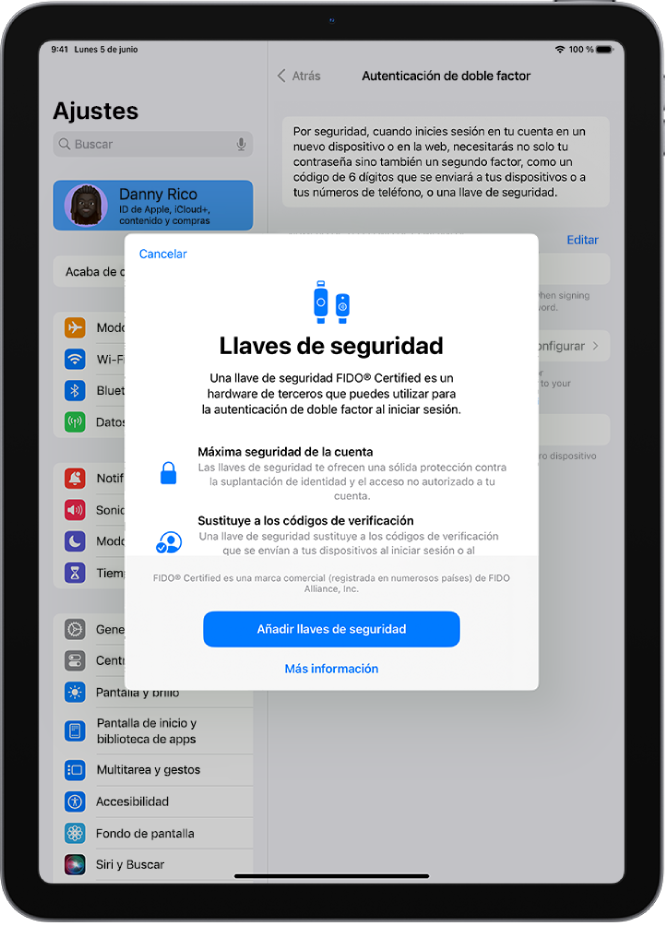 La pantalla de bienvenida de las llaves de seguridad. Cerca de la parte inferior está el botón “Añadir llaves de seguridad” y un enlace “Más información”. Sobre ellas hay un texto explicativo sobre las ventajas de utilizar llaves de seguridad.