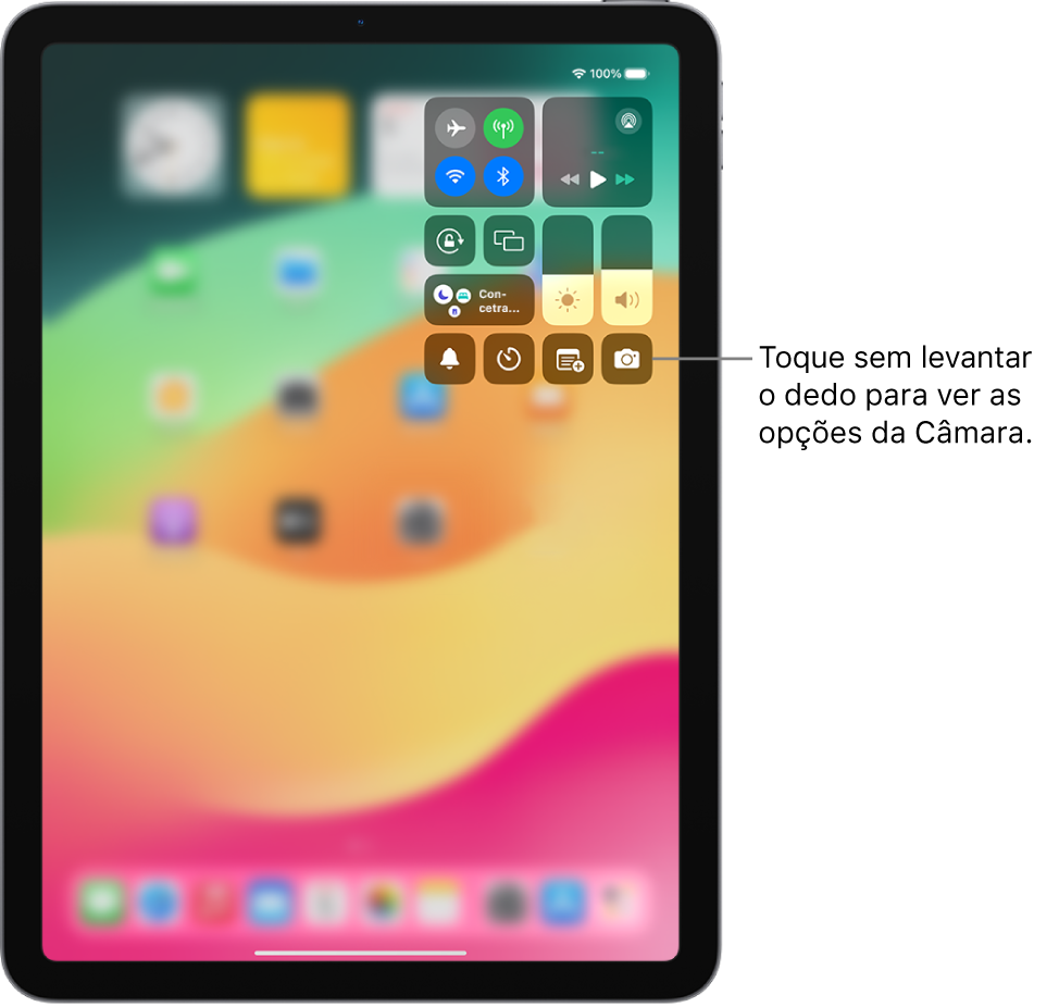 A central de controlo do iPad. Os controlos de modo de voo, dados móveis, Wi‑Fi e Bluetooth estão no grupo do canto superior esquerdo na central de controlo dos modelos iPad Wi‑Fi   Cellular. O controlo da Câmara está na parte inferior, à direita.