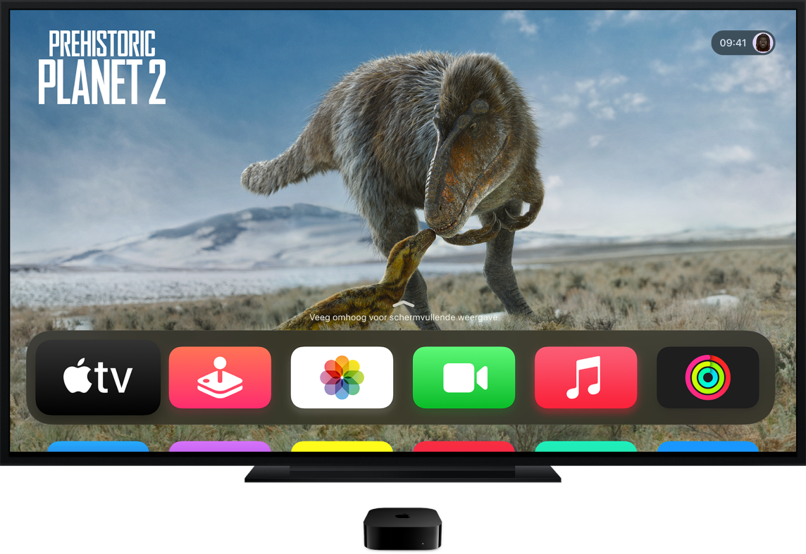 Apple TV verbonden met een tv waarop het beginscherm wordt weergegeven