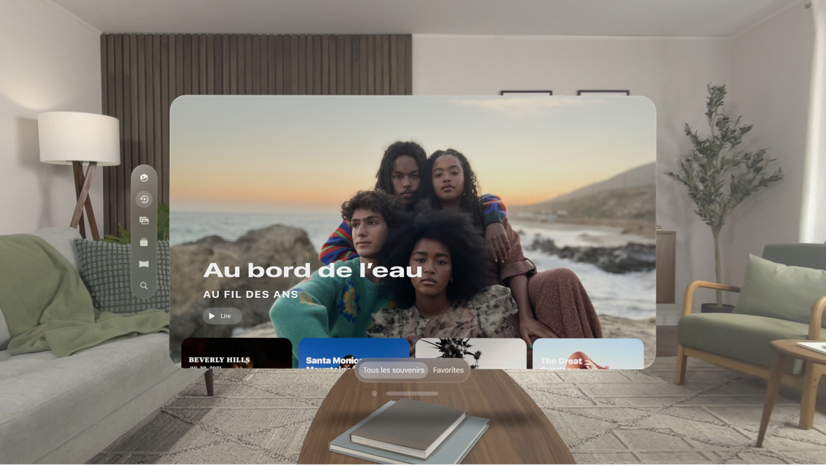 L’app Photos sur l’Apple Vision Pro, avec un souvenir prêt à être visionné.