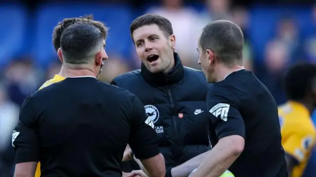 Head Coach Fabian Hürzeler of Brighton & Hove Albion during the Premier League match between Chelsea FC and Brighton & Hove Albion FC at Stamford Bridge