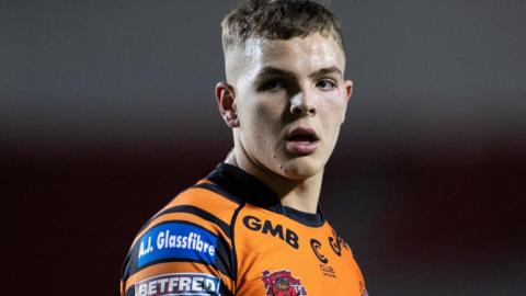 Bailey Hodgson in action for Castleford