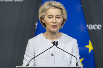 "임기 5년 더"…폰데어라이엔, EU 집행위원장 연임 성공할 듯
