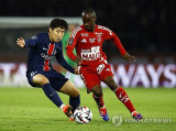 "이강인 정말 잘하네, 인상 깊었어"…브레스트 감독 이렇게 극찬하는데→'3-1 역전승' PSG 닥주전 쓸까