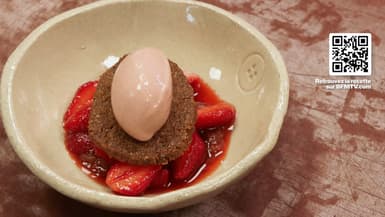 Les recettes de l'été: biscuit, fraises et fève tonka.