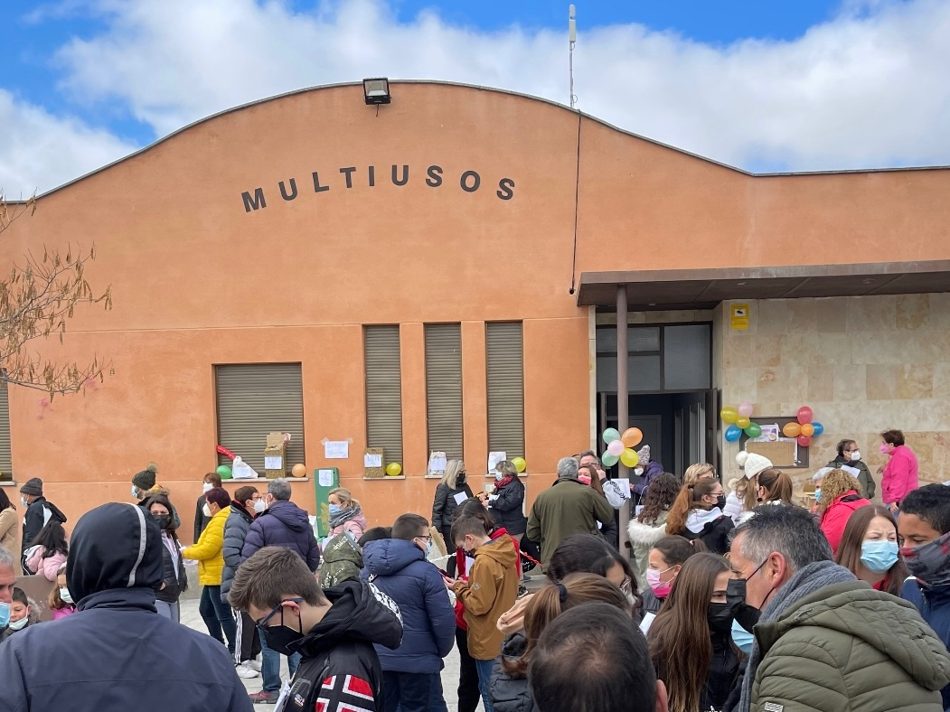 Babilafuente arranca una campaña especial de recogida de material escolar para los afectados por la Dana