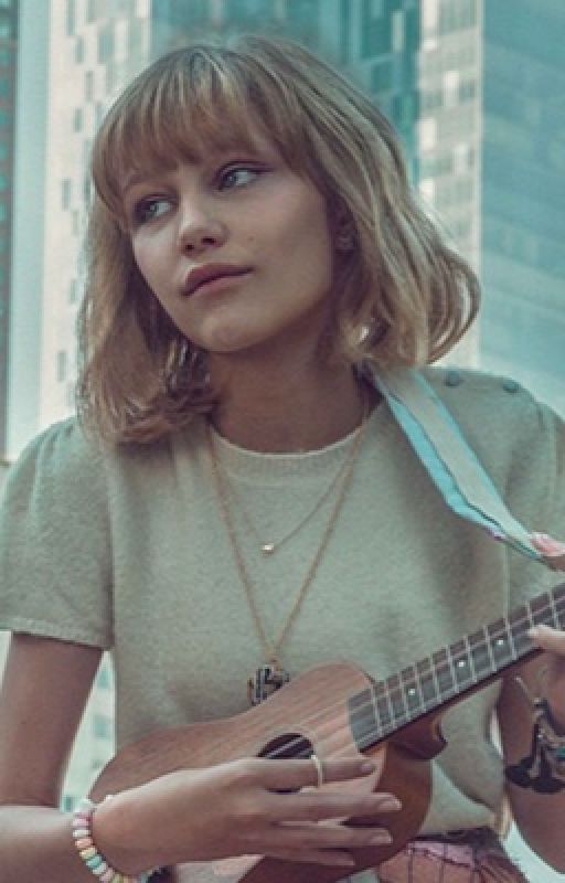 The secret she has ~Grace vanderwaal fan fiction~ by Grace_kawaii13