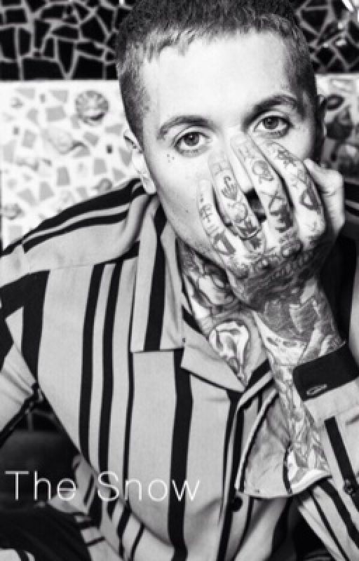 The Snow ( Oliver Sykes fan fiction )  by deadnlovely