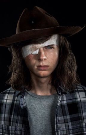 Accidentally married and pregnant (Carl grimes) by bellspop38