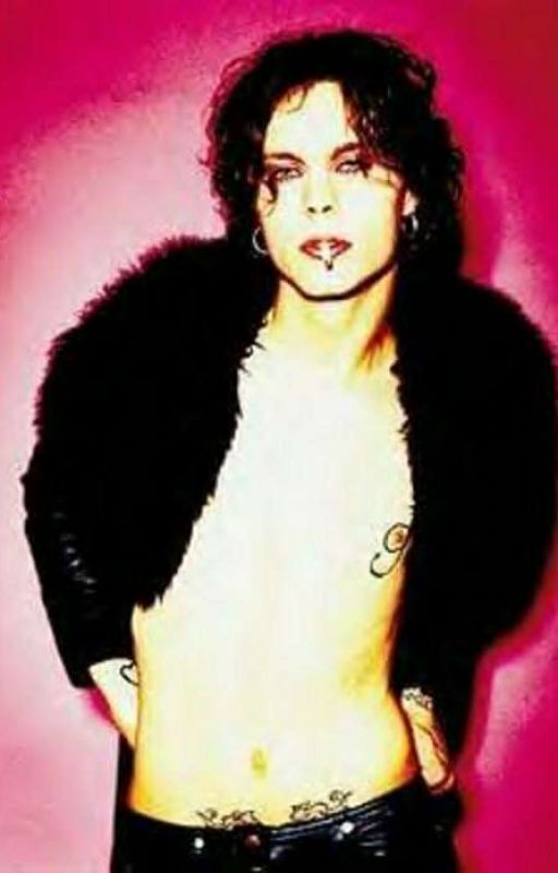 Scared To Death [Ville Valo Romance] by beckybiersackbvb