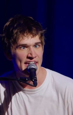 Bo Burnham x writer by Puppylover10002