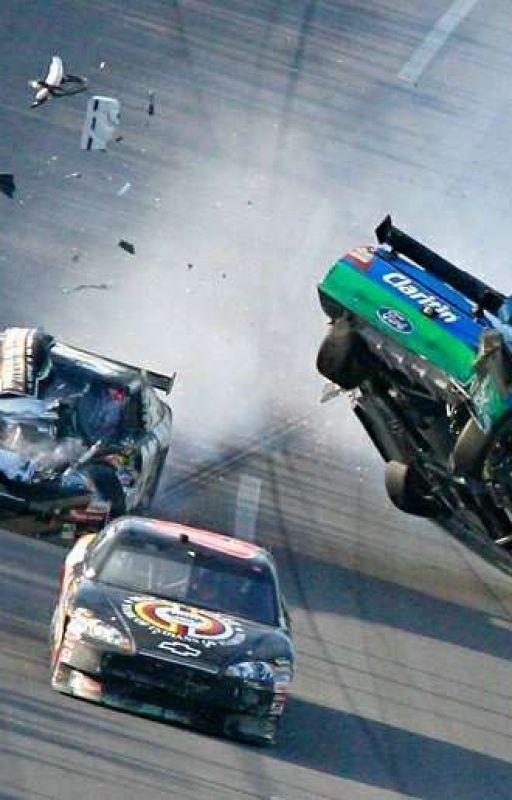 What if Carl Edwards never flipped at Talladega in 2009? by thebigone5395