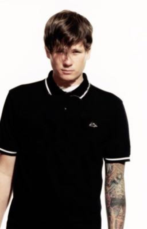 Tom Delonge Fan Fic by blink182fanfic