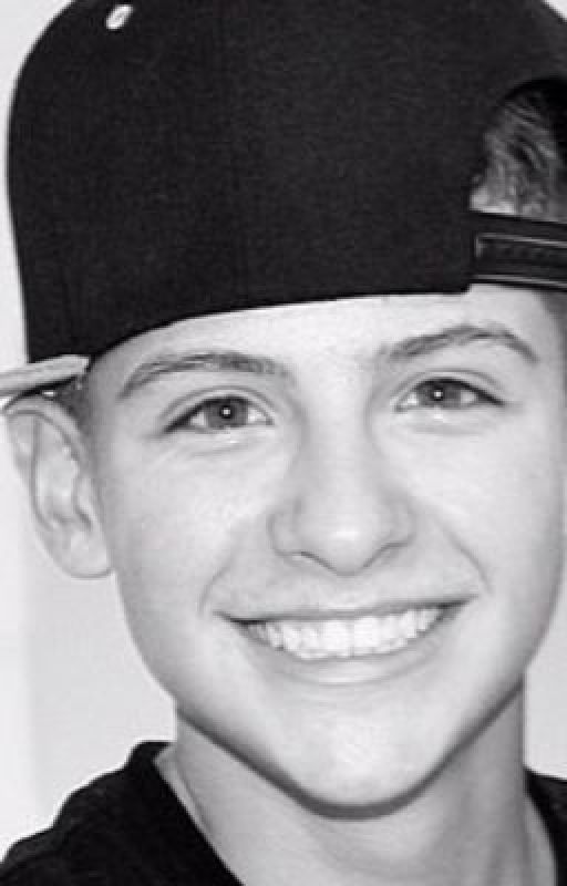 We were bestfriends...(Vinny Castronovo Fanfic) by Couturierbaby16