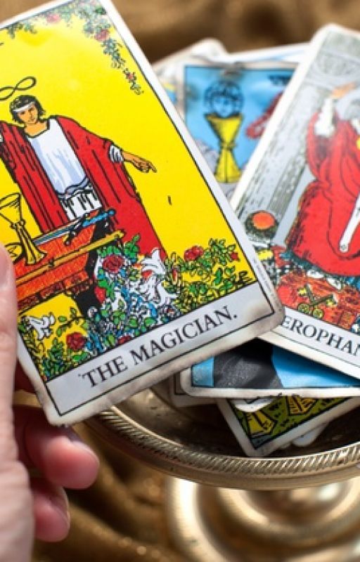 Tarot Card Reading: Does it really help? by taaramalhotra