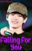 Falling For You || Kim Taehyung x Reader FF ✔