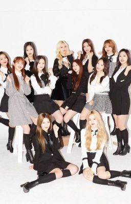 Stuck  { A Loona vampire AU } cover