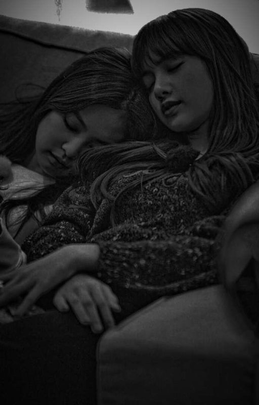 Catching The Zzzs { Jenlisa } ✓ by lilininime