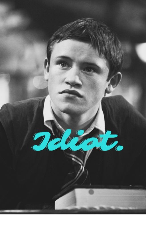 "Idiot."  [Seamus Finnigan x Reader ] (Discontinued until further notice) by Avxrygrxce