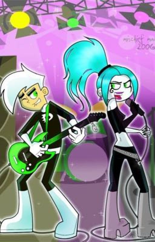 DANNY PHANTOM AND EMBER MCLAIN(REPOST) by Omnipotent6116