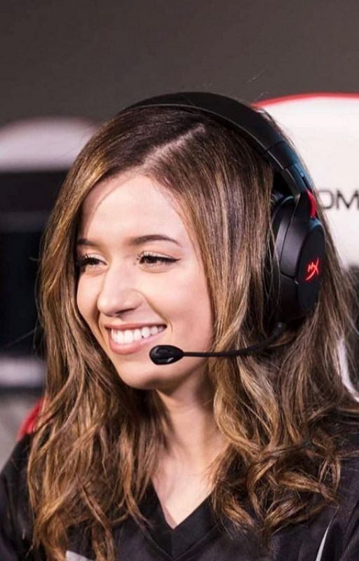 Pokimane x Reader by Brichossie