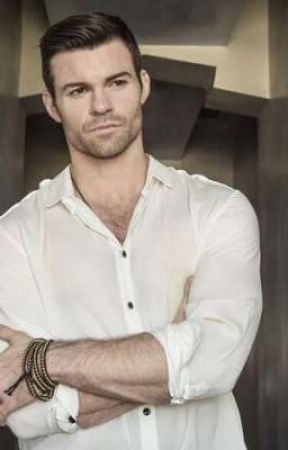 AMOR IMPOSIBLE (ELIJAH MIKAELSON Y TU) *Finalizada* by Litzy-C-P