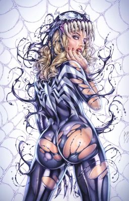 Symbiote bonding with Gwen Stacy cover