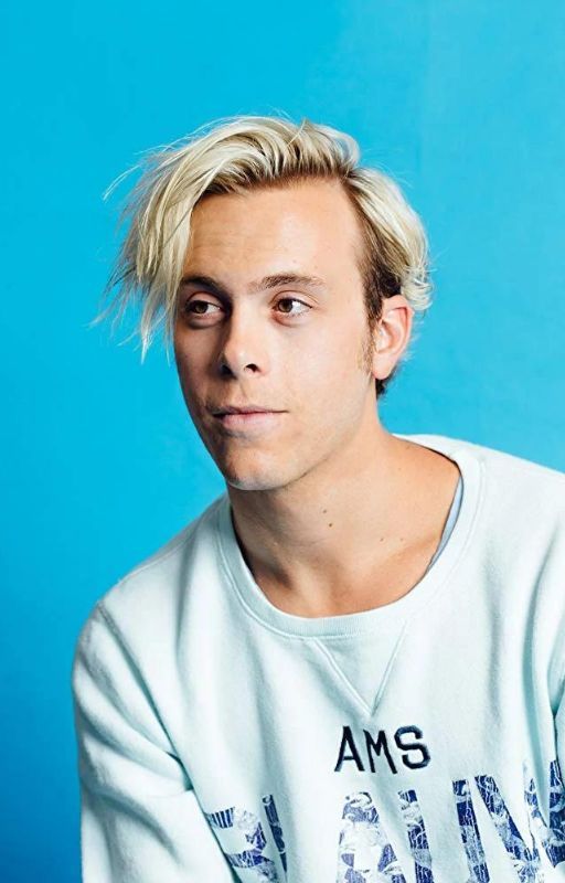 Riker Lynch better together by ameliam136