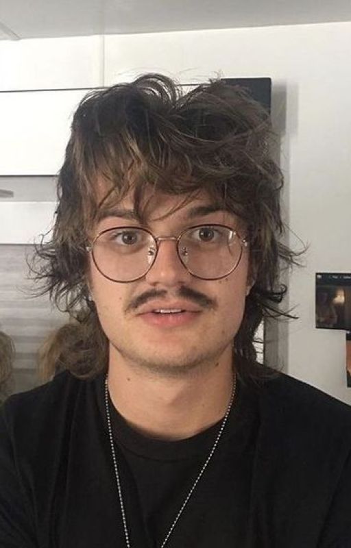 Joe Keery's thought book by ilovebyler69