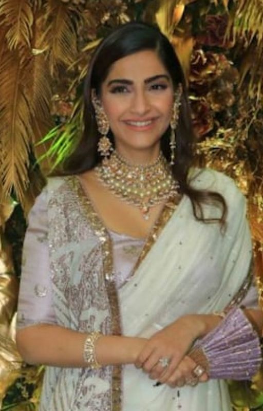 Sonam Kapoor makes 1st appearance after birth of baby boy by ramyadoll