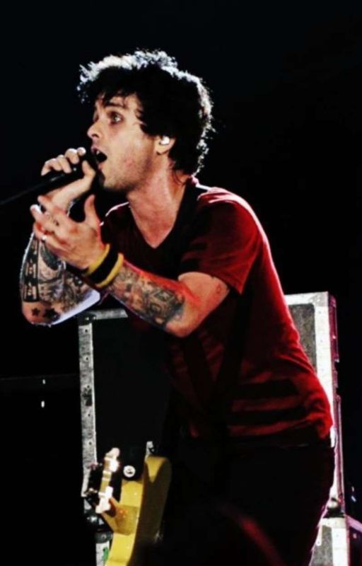 Billie Joe Armstrong Imagines by KarinaDeSousa235