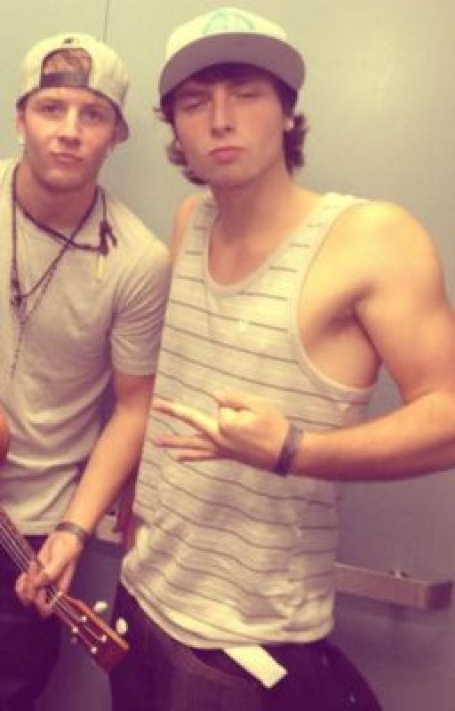 Emblem3 Love Triangle (Wesley Stromberg Fan Fiction w/ Keaton Stromberg) by Californiamollie