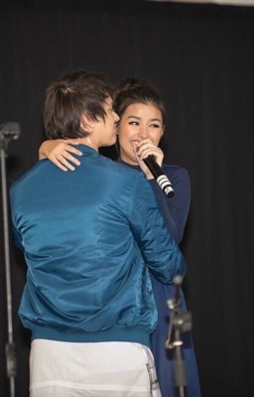 LizQuen (Behind the Scenes) by ifwordscouldkill