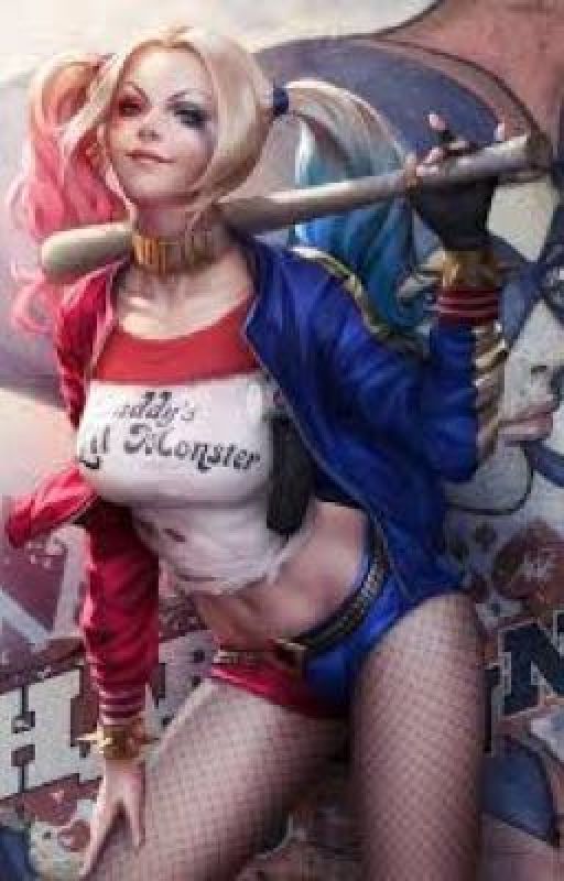 Pretty little psycho (Harley Quinn x reader) by Tmntlover01