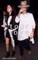 Tour Love / Jelena // Book 1 by BeliebingInBieber