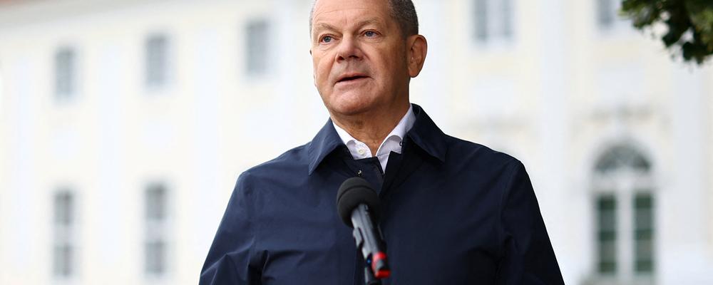 German Chancellor Olaf Scholz gives a statement ahead of a closed cabinet meeting at Schloss Meseberg, near Gransee, Germany, August 29, 2023. REUTERS/Lisi Niesner