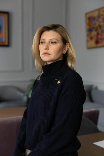 (لقاء يونهاب) سيدة أوكرانيا الأولى زيلينسكا تدعو يون لزيارة بلادها وتحذر من الإكتئاب النفسي من الحرب