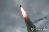 北朝鮮が弾道ミサイル発射　先月２６日以来