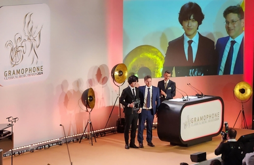 Gramophone 2024 : Lim Yunchan remporte le prix du meilleur pianiste