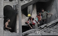 "피가 사방을 덮었다"…폭격에 폐허 된 가자지구