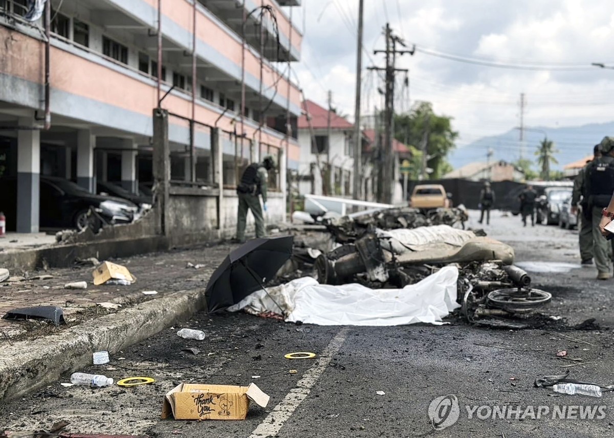 태국서 차폭탄테러로 1명 사망·18명 부상…이슬람단체 소행추정