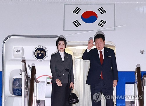 (2nd LD) Yoon departs for U.S. for NATO summit with focus on Russia-N. Korea ties