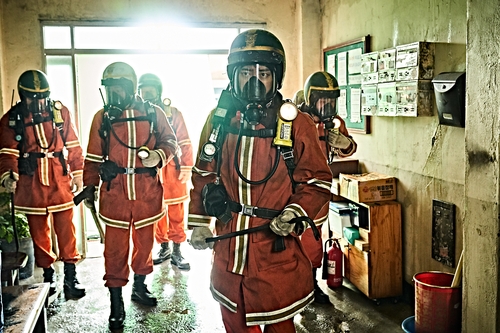 A scene from the Korean film "Firefighters," provided by BY4M Studio (PHOTO NOT FOR SALE) (Yonhap)