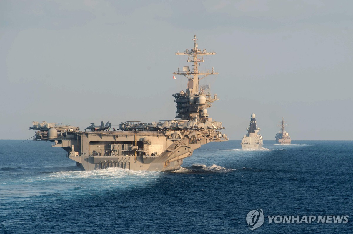 중동 위기에 증강 배치되는 미군의 군사자산. 사진은 미국 항공모함 에이브러햄 링컨 [AFP 연합뉴스 자료사진. 재판매 및 DB 금지] 