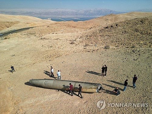 이란 공격받은 이스라엘, '그림자 전쟁' 넘어 전면전 향하나