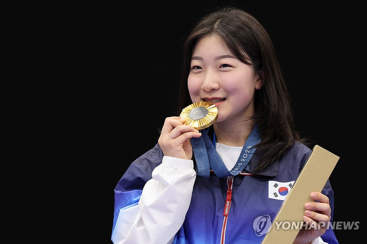 韓国の１６歳パン・ヒョジン　五輪射撃女子の最年少金メダリストに