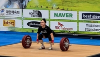 [전국체전] 역도 함은지, 용상 59㎏급 한국 신기록 세우고 3관왕